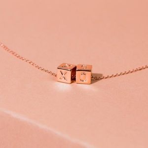 Le Bloc - XO Necklace
